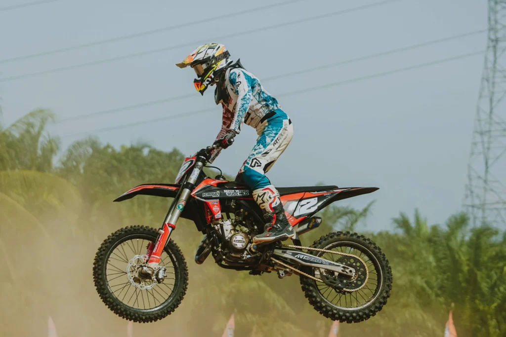Olahraga Motocross (MX) Kecepatan, Skill, dan Ketangguhan